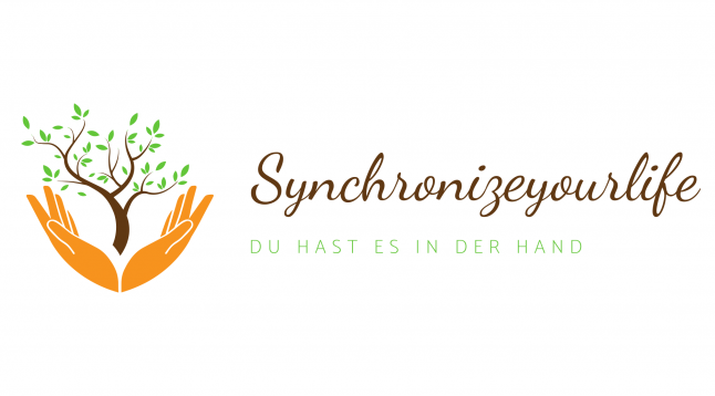 Coaching Schriftzug: Synchronizeyourlife Unterschrift: DU HAST ES IN DER HAND, Logo: orange Hände, die einen Baum wachsen lassen
